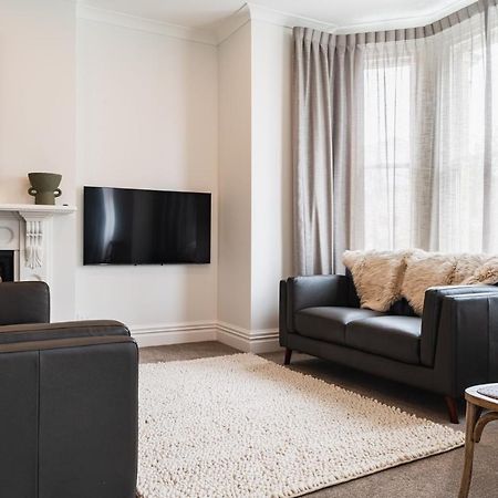 Appartamento Premium Living On Stuart St Dunedin Esterno foto