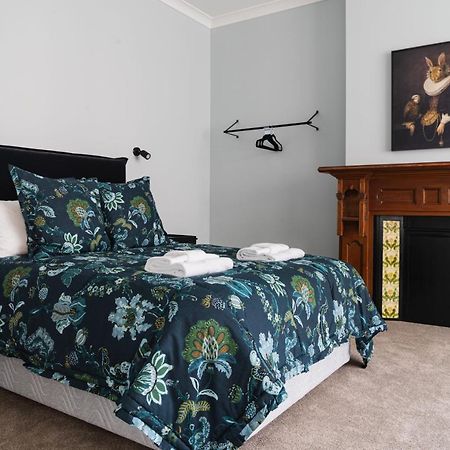 Appartamento Premium Living On Stuart St Dunedin Esterno foto