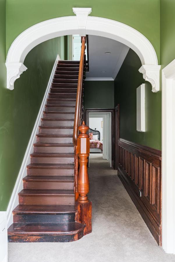 Appartamento Premium Living On Stuart St Dunedin Esterno foto