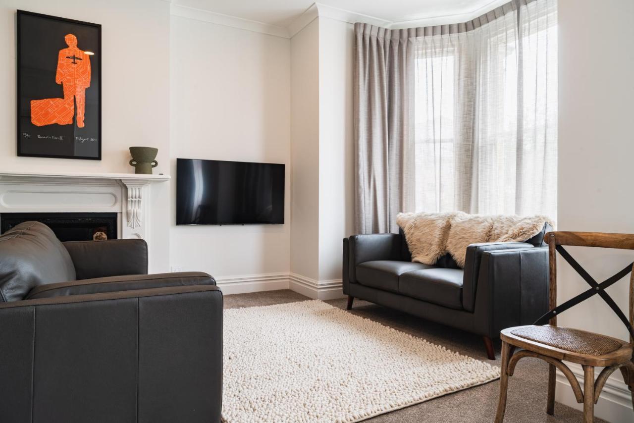 Appartamento Premium Living On Stuart St Dunedin Esterno foto